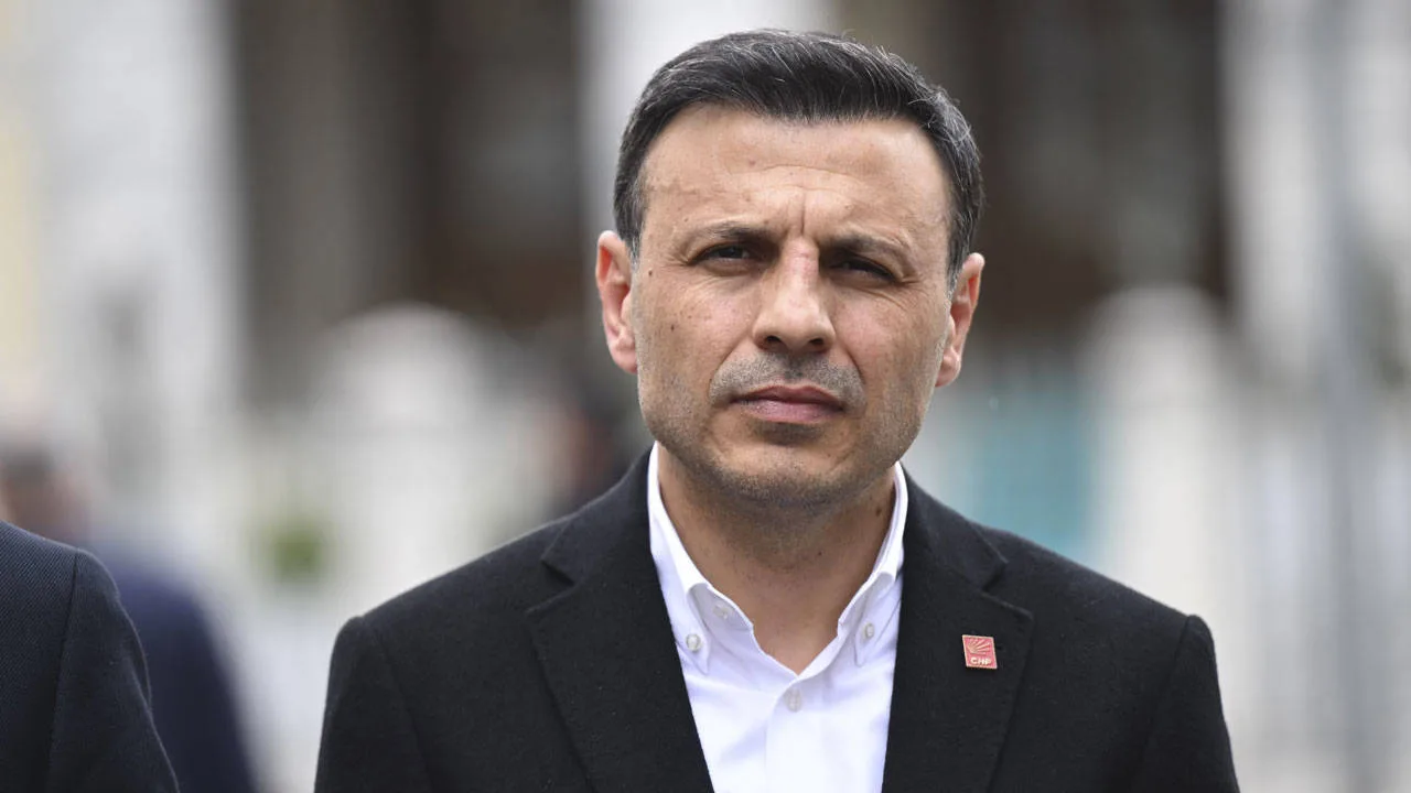 Özgür Çelik’in yargılandığı davada polis şikâyetini çekti: “O hengamede mümkün değil”